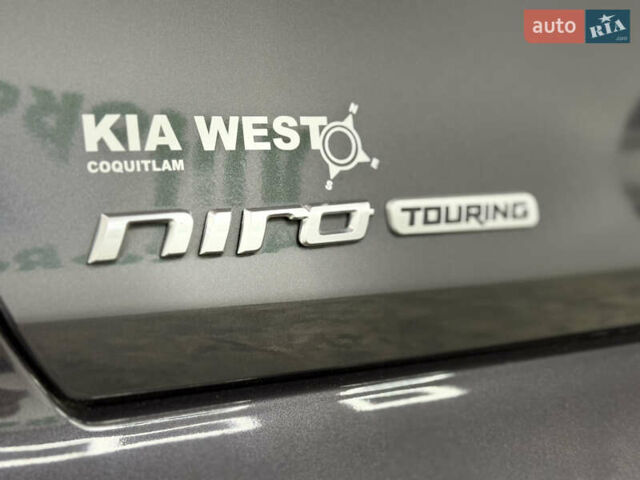 Серый Киа Niro, объемом двигателя 1.58 л и пробегом 98 тыс. км за 20999 $, фото 32 на Automoto.ua