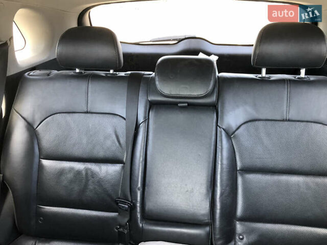 Сірий Кіа Niro, об'ємом двигуна 1.6 л та пробігом 180 тис. км за 17500 $, фото 3 на Automoto.ua