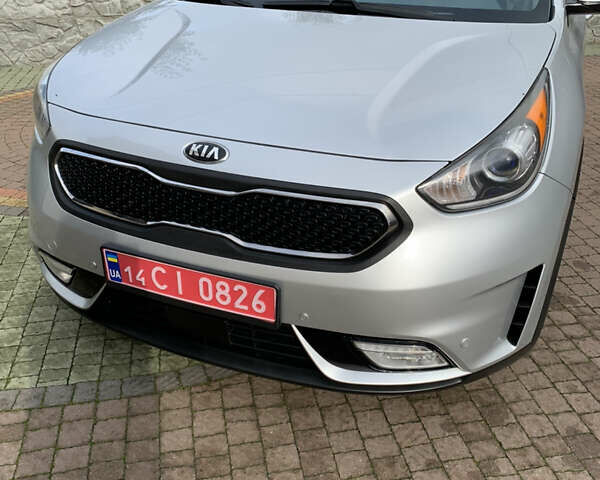 Серый Киа Niro, объемом двигателя 1.6 л и пробегом 190 тыс. км за 14450 $, фото 34 на Automoto.ua