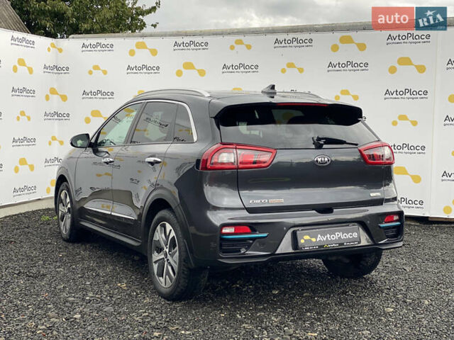 Сірий Кіа Niro, об'ємом двигуна 0 л та пробігом 154 тис. км за 18300 $, фото 37 на Automoto.ua
