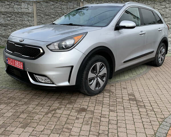 Серый Киа Niro, объемом двигателя 1.6 л и пробегом 190 тыс. км за 14450 $, фото 36 на Automoto.ua