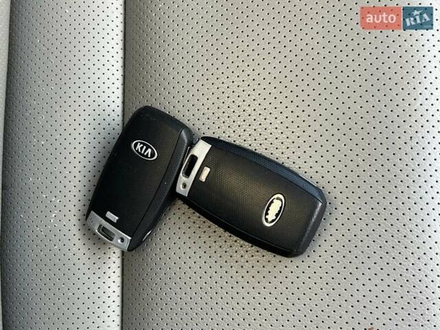 Серый Киа Niro, объемом двигателя 1.58 л и пробегом 135 тыс. км за 17999 $, фото 34 на Automoto.ua