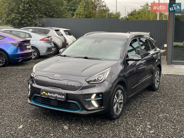 Сірий Кіа Niro, об'ємом двигуна 0 л та пробігом 154 тис. км за 18300 $, фото 13 на Automoto.ua