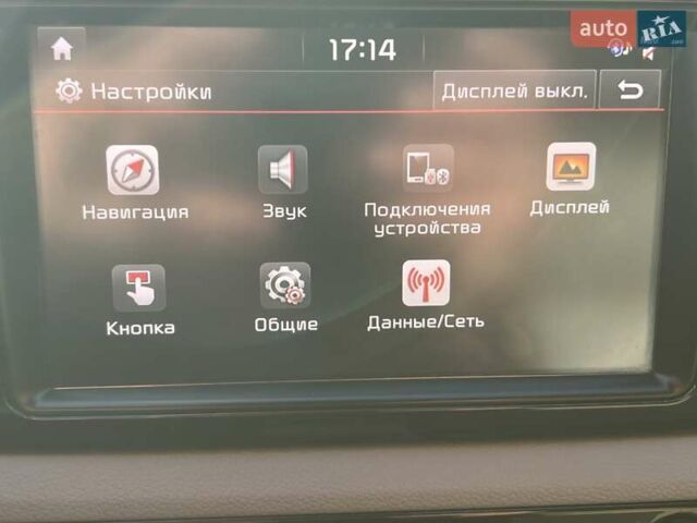 Серый Киа Niro, объемом двигателя 1.58 л и пробегом 135 тыс. км за 17999 $, фото 24 на Automoto.ua