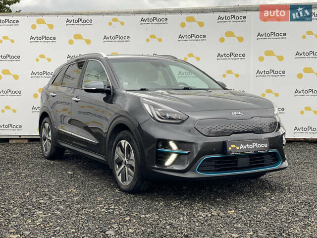 Сірий Кіа Niro, об'ємом двигуна 0 л та пробігом 154 тис. км за 18300 $, фото 17 на Automoto.ua