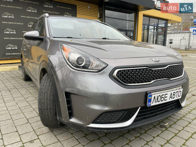 Сірий Кіа Niro, об'ємом двигуна 1.58 л та пробігом 208 тис. км за 14200 $, фото 1 на Automoto.ua