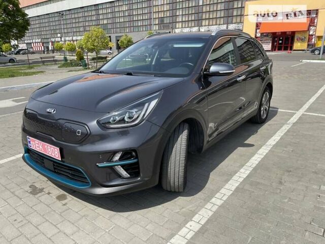 Сірий Кіа Niro, об'ємом двигуна 0 л та пробігом 123 тис. км за 19800 $, фото 5 на Automoto.ua