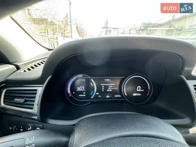 Серый Киа Niro, объемом двигателя 0 л и пробегом 133 тыс. км за 16999 $, фото 14 на Automoto.ua