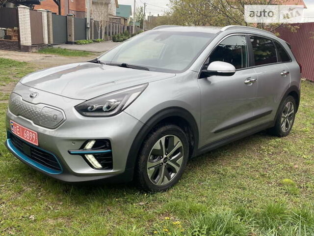 Сірий Кіа Niro, об'ємом двигуна 0 л та пробігом 127 тис. км за 21500 $, фото 21 на Automoto.ua