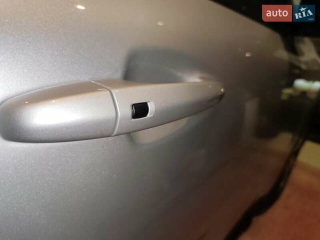 Серый Киа Niro, объемом двигателя 1.6 л и пробегом 73 тыс. км за 20600 $, фото 28 на Automoto.ua