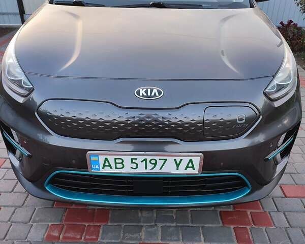 Серый Киа Niro, объемом двигателя 0 л и пробегом 138 тыс. км за 17500 $, фото 12 на Automoto.ua