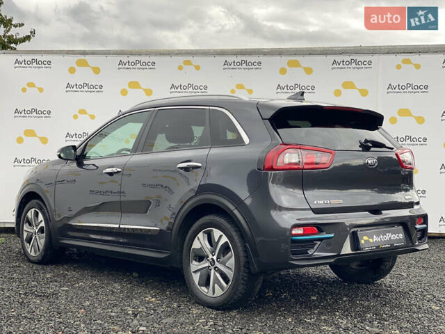 Сірий Кіа Niro, об'ємом двигуна 0 л та пробігом 154 тис. км за 18300 $, фото 35 на Automoto.ua