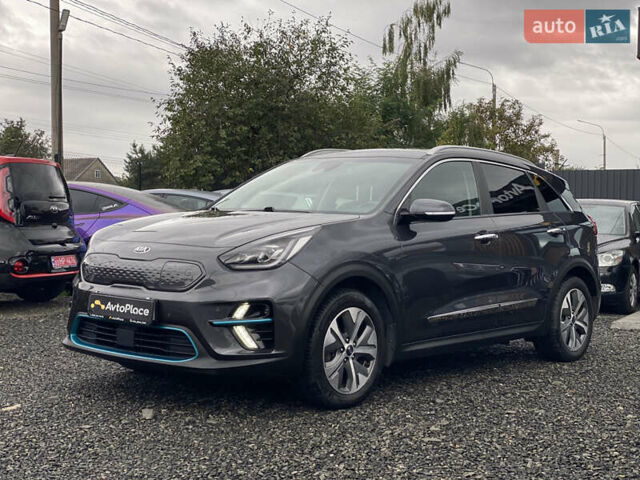 Сірий Кіа Niro, об'ємом двигуна 0 л та пробігом 154 тис. км за 18300 $, фото 12 на Automoto.ua