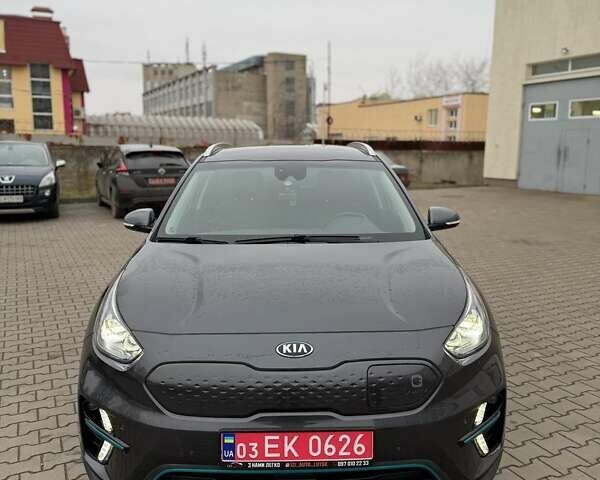 Серый Киа Niro, объемом двигателя 0 л и пробегом 110 тыс. км за 18250 $, фото 1 на Automoto.ua