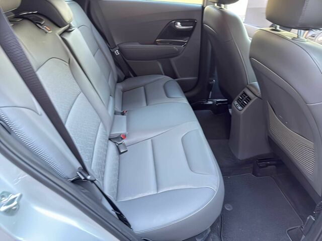 Киа Niro 2019 в Одессе на Automoto.ua Серый Киа Niro, объемом двигателя 1.6 л и пробегом 45 тыс. км за 13000 $, фото 11 на Automoto.ua