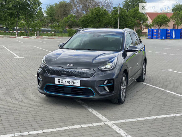 Сірий Кіа Niro, об'ємом двигуна 0 л та пробігом 170 тис. км за 18200 $, фото 43 на Automoto.ua