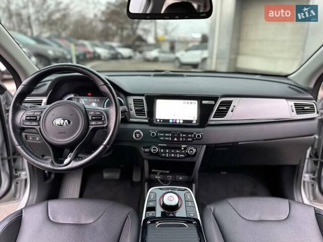 Киа Niro 2019 в Кривом Роге на Automoto.ua Серый Киа Niro, объемом двигателя 0 л и пробегом 27 тыс. км за 24000 $, фото 53 на Automoto.ua