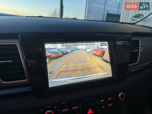 Серый Киа Niro, объемом двигателя 0 л и пробегом 157 тыс. км за 17900 $, фото 25 на Automoto.ua