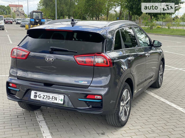 Сірий Кіа Niro, об'ємом двигуна 0 л та пробігом 170 тис. км за 18200 $, фото 28 на Automoto.ua