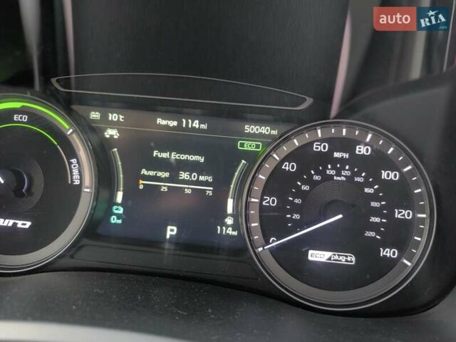 Сірий Кіа Niro, об'ємом двигуна 1.58 л та пробігом 80 тис. км за 21000 $, фото 14 на Automoto.ua