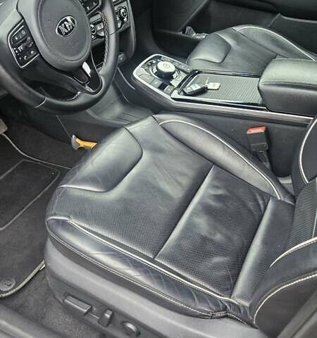 Серый Киа Niro, объемом двигателя 0 л и пробегом 147 тыс. км за 16500 $, фото 14 на Automoto.ua