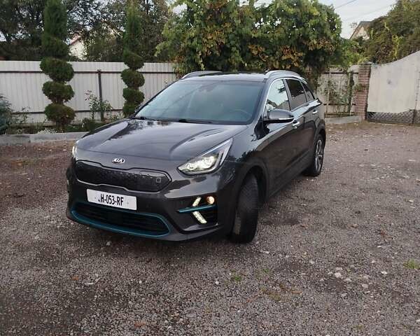 Сірий Кіа Niro, об'ємом двигуна 0 л та пробігом 92 тис. км за 19800 $, фото 6 на Automoto.ua