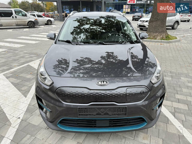 Сірий Кіа Niro, об'ємом двигуна 0 л та пробігом 66 тис. км за 16900 $, фото 5 на Automoto.ua