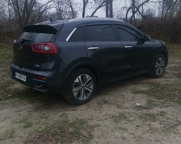 Серый Киа Niro, объемом двигателя 0 л и пробегом 179 тыс. км за 15800 $, фото 7 на Automoto.ua