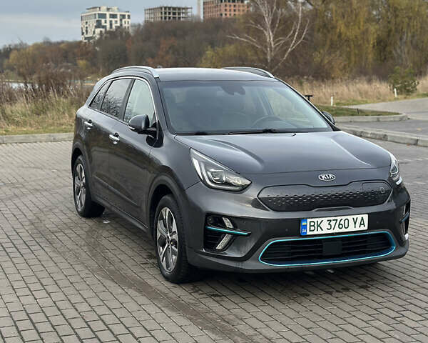 Серый Киа Niro, объемом двигателя 0 л и пробегом 157 тыс. км за 16999 $, фото 67 на Automoto.ua