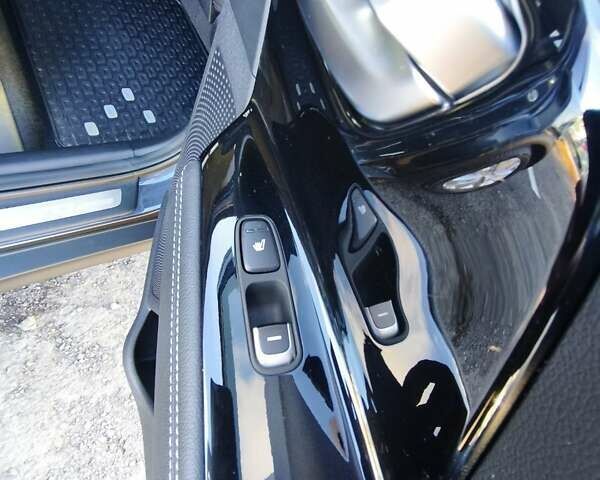 Сірий Кіа Niro, об'ємом двигуна 0 л та пробігом 154 тис. км за 18000 $, фото 44 на Automoto.ua