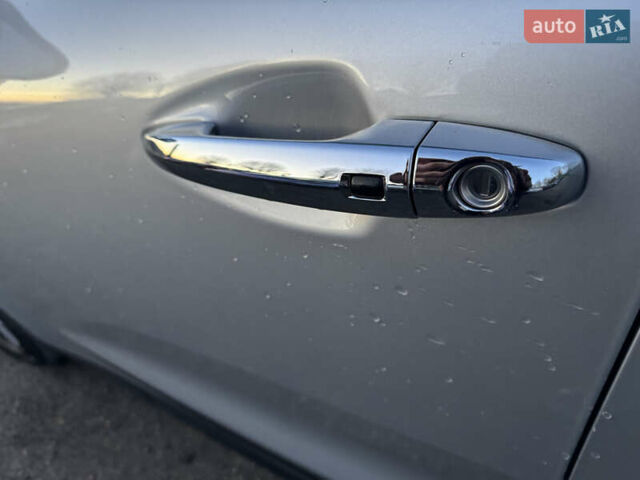 Серый Киа Niro, объемом двигателя 0 л и пробегом 157 тыс. км за 17900 $, фото 29 на Automoto.ua