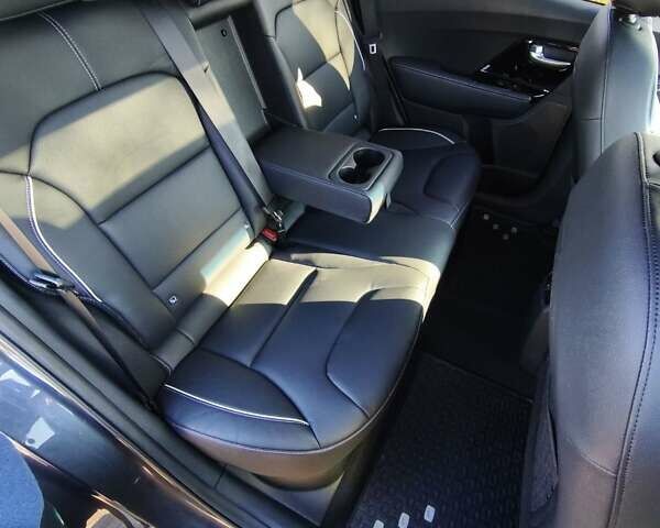 Сірий Кіа Niro, об'ємом двигуна 0 л та пробігом 154 тис. км за 18000 $, фото 42 на Automoto.ua