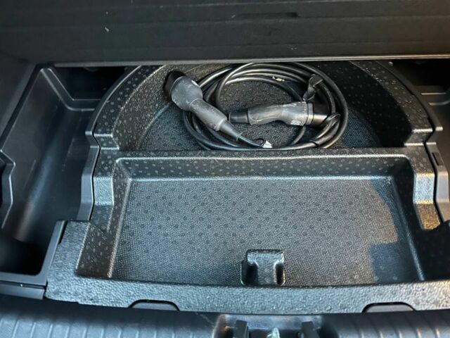 Киа Niro 2019 в Киеве на Automoto.ua Серый Киа Niro, объемом двигателя 0 л и пробегом 102 тыс. км за 16128 $, фото 19 на Automoto.ua