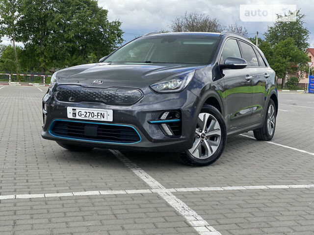 Сірий Кіа Niro, об'ємом двигуна 0 л та пробігом 170 тис. км за 18200 $, фото 6 на Automoto.ua