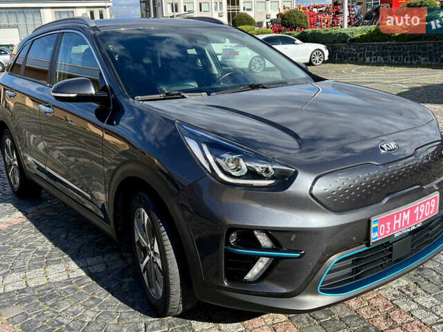 Серый Киа Niro, объемом двигателя 0 л и пробегом 116 тыс. км за 17990 $, фото 12 на Automoto.ua