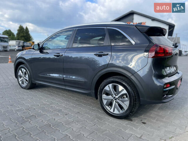 Серый Киа Niro, объемом двигателя 0 л и пробегом 171 тыс. км за 15400 $, фото 8 на Automoto.ua