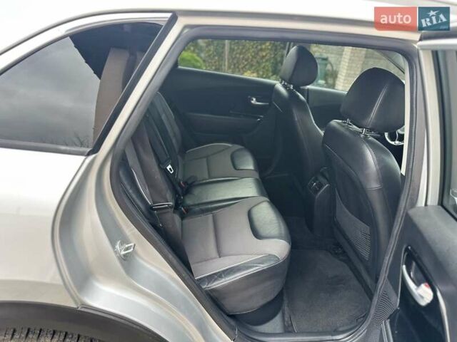 Сірий Кіа Niro, об'ємом двигуна 0 л та пробігом 110 тис. км за 16400 $, фото 20 на Automoto.ua
