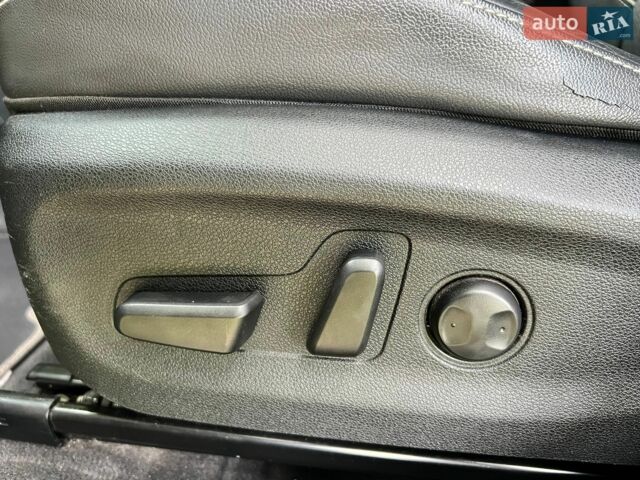 Серый Киа Niro, объемом двигателя 0 л и пробегом 165 тыс. км за 19000 $, фото 18 на Automoto.ua