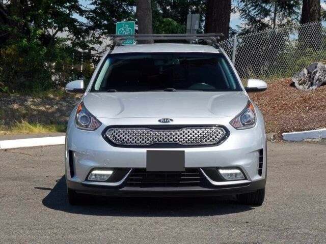Сірий Кіа Niro, об'ємом двигуна 1.6 л та пробігом 50 тис. км за 13000 $, фото 1 на Automoto.ua
