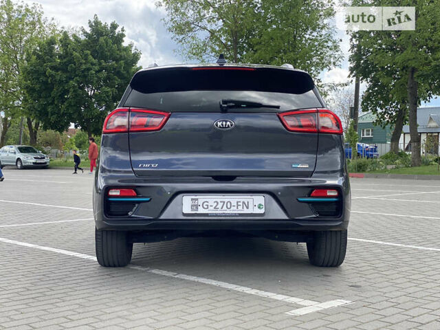 Сірий Кіа Niro, об'ємом двигуна 0 л та пробігом 170 тис. км за 18200 $, фото 33 на Automoto.ua