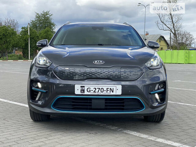 Сірий Кіа Niro, об'ємом двигуна 0 л та пробігом 170 тис. км за 18200 $, фото 13 на Automoto.ua