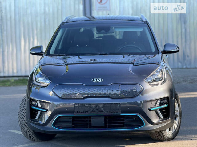 Сірий Кіа Niro, об'ємом двигуна 0 л та пробігом 105 тис. км за 18999 $, фото 1 на Automoto.ua