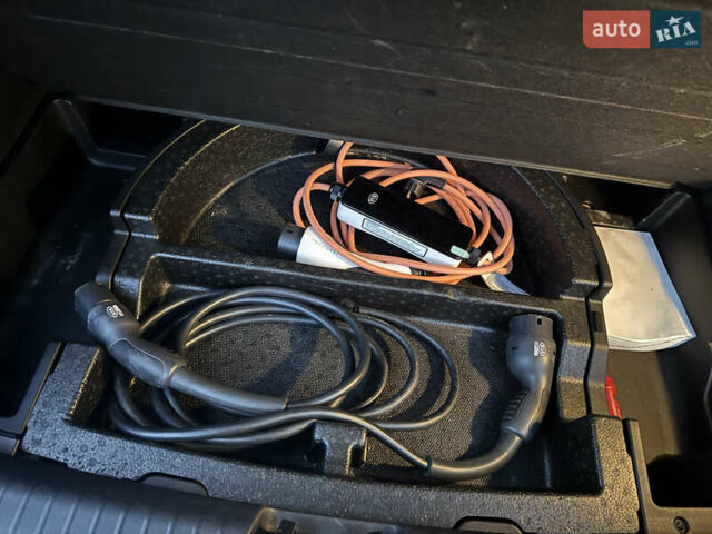 Серый Киа Niro, объемом двигателя 0 л и пробегом 157 тыс. км за 17900 $, фото 30 на Automoto.ua