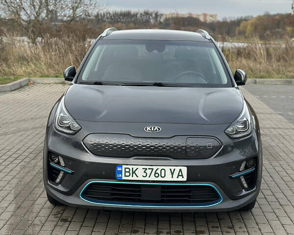 Серый Киа Niro, объемом двигателя 0 л и пробегом 157 тыс. км за 16999 $, фото 66 на Automoto.ua
