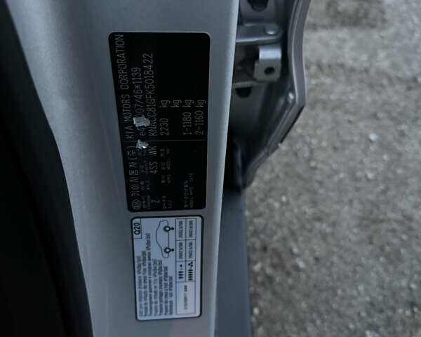 Серый Киа Niro, объемом двигателя 0 л и пробегом 157 тыс. км за 17900 $, фото 35 на Automoto.ua