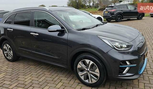 Сірий Кіа Niro, об'ємом двигуна 0 л та пробігом 89 тис. км за 19783 $, фото 1 на Automoto.ua