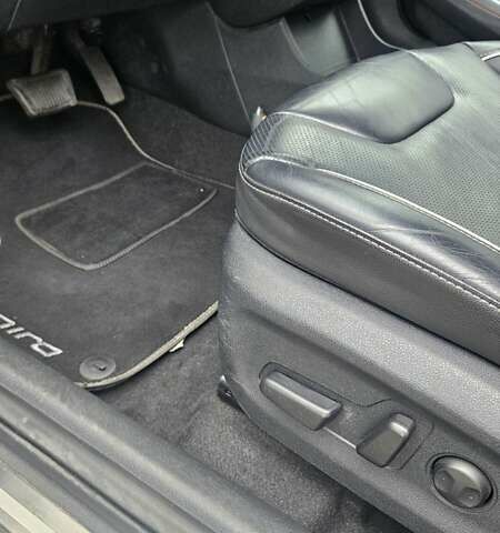 Серый Киа Niro, объемом двигателя 0 л и пробегом 147 тыс. км за 16500 $, фото 12 на Automoto.ua