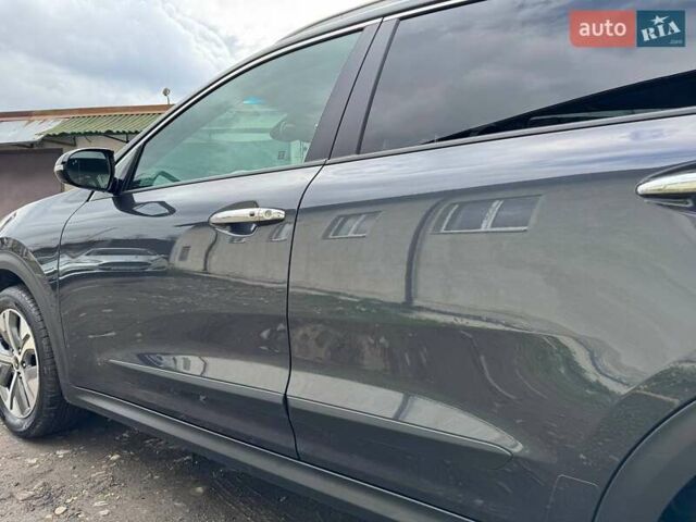 Киа Niro 2019 в Дрогобыче на Automoto.ua Серый Киа Niro, объемом двигателя 0 л и пробегом 139 тыс. км за 17777 $, фото 5 на Automoto.ua