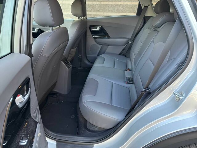 Киа Niro 2019 в Одессе на Automoto.ua Серый Киа Niro, объемом двигателя 1.6 л и пробегом 45 тыс. км за 13000 $, фото 10 на Automoto.ua