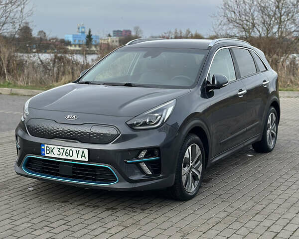 Серый Киа Niro, объемом двигателя 0 л и пробегом 157 тыс. км за 16999 $, фото 65 на Automoto.ua